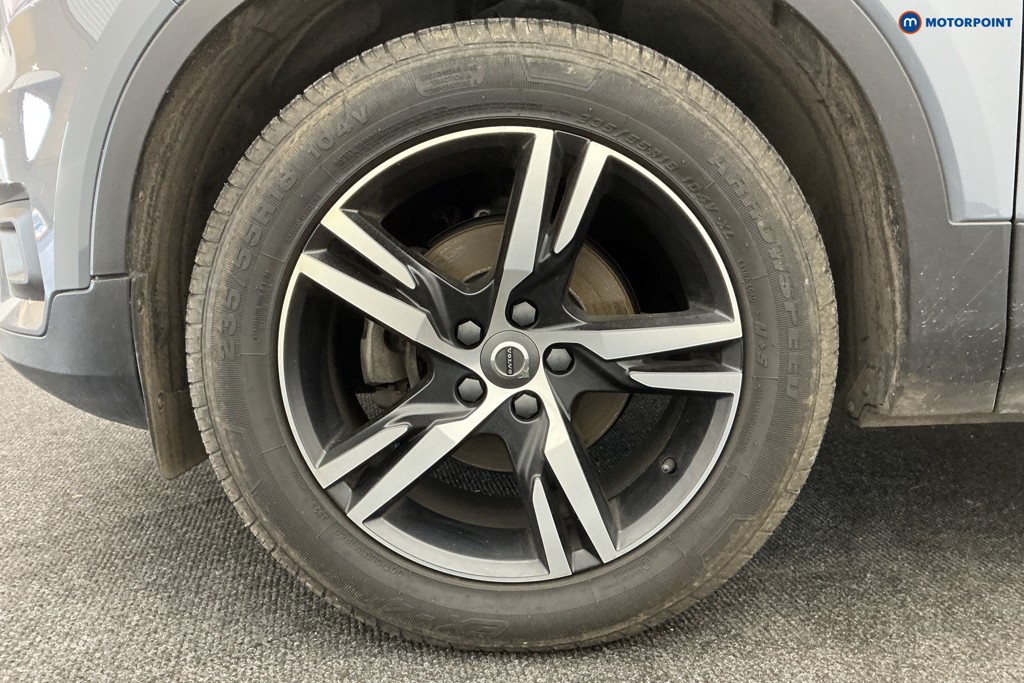 Volvo Xc40 R Design Manual Petrol SUV - Stock Number (1599146) - 37th supplementary image