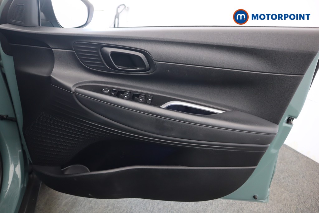 Hyundai Bayon Se Connect Manual Petrol SUV - Stock Number (1570152) - 22nd supplementary image