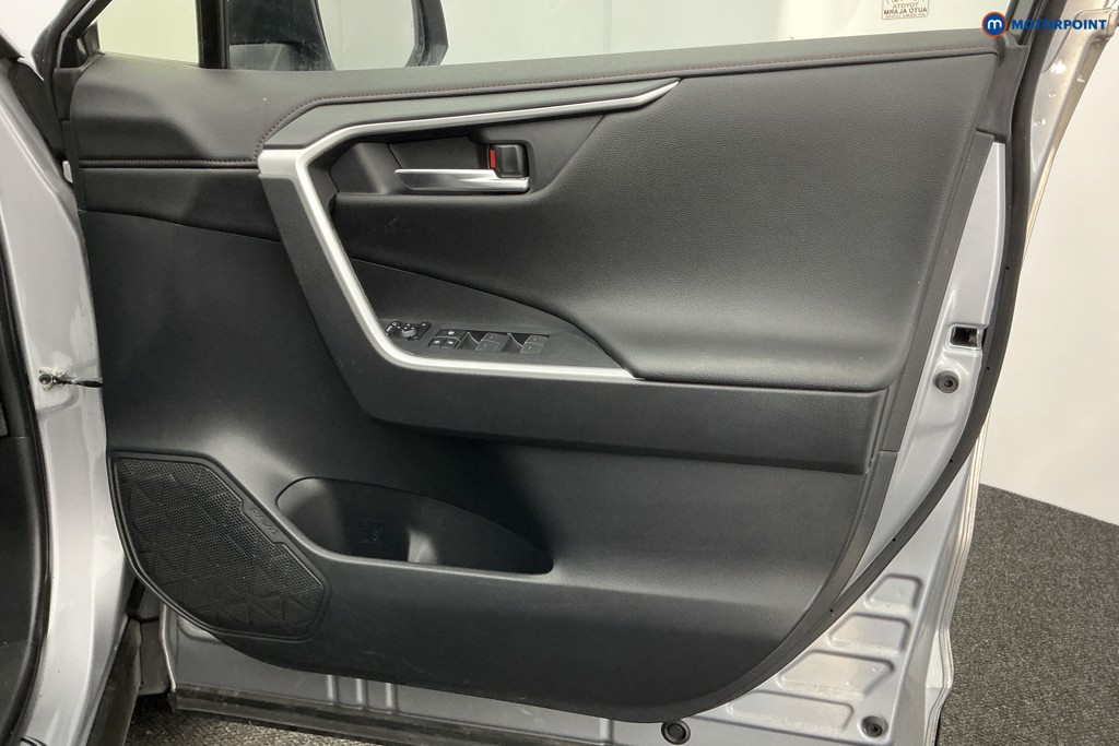 Toyota Rav4 Dynamic Automatic Petrol Plug-In Hybrid SUV - Stock Number (1594074) - 27th supplementary image
