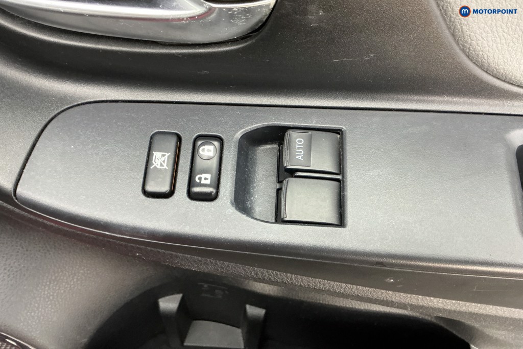 Toyota Yaris Icon Manual Petrol Hatchback - Stock Number (1596501) - 21st supplementary image