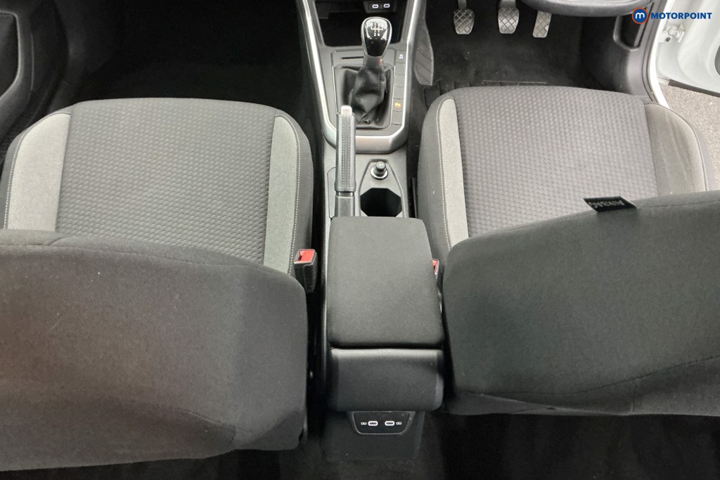 Volkswagen Polo Life Manual Petrol Hatchback - Stock Number (1597908) - 11th supplementary image