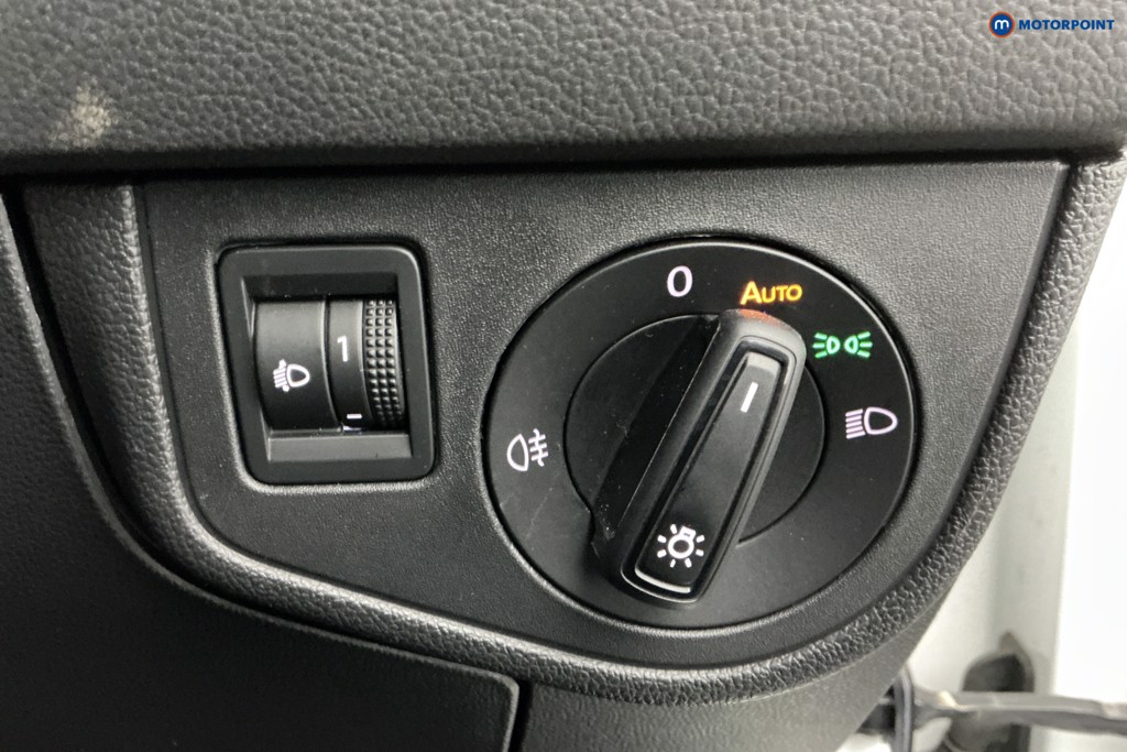 Volkswagen Polo Life Manual Petrol Hatchback - Stock Number (1597908) - 25th supplementary image