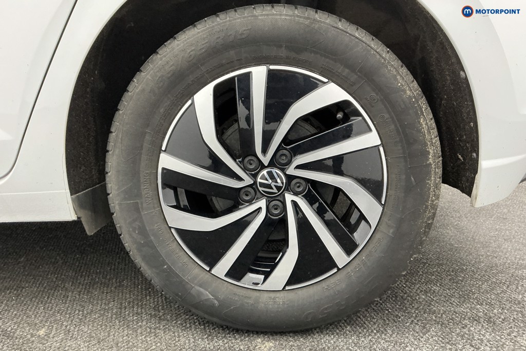 Volkswagen Polo Life Manual Petrol Hatchback - Stock Number (1597908) - 38th supplementary image