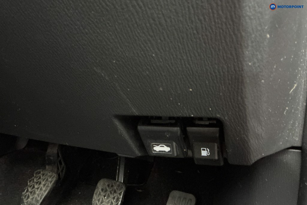 Mazda 3 Sport Black Manual Petrol Hatchback - Stock Number (1597946) - 25th supplementary image