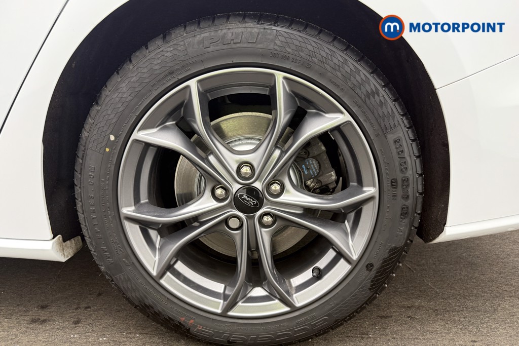 Ford Focus St-Line Manual Diesel Estate - Stock Number (1598716) - 13th supplementary image