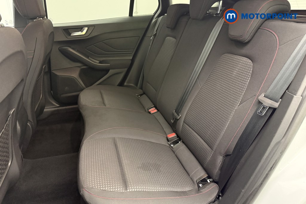 Ford Focus St-Line Manual Diesel Estate - Stock Number (1598716) - 16th supplementary image
