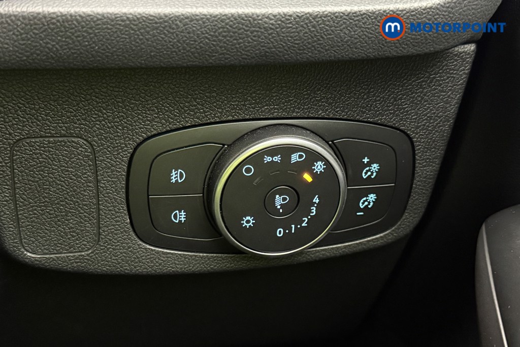 Ford Focus St-Line Manual Diesel Estate - Stock Number (1598716) - 32nd supplementary image