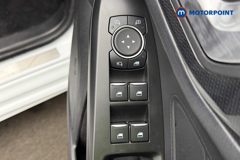 Ford Focus St-Line Manual Diesel Estate - Stock Number (1598716) - 35th supplementary image