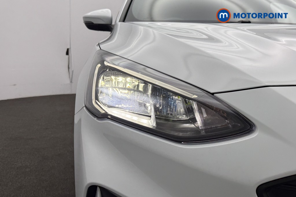 Ford Focus St-Line Manual Diesel Estate - Stock Number (1598716) - 40th supplementary image