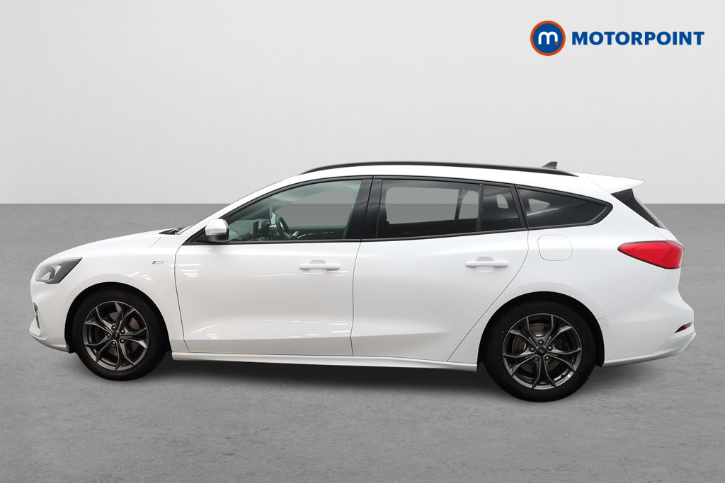 Ford Focus St-Line Manual Diesel Estate - Stock Number (1598716) - Passenger side