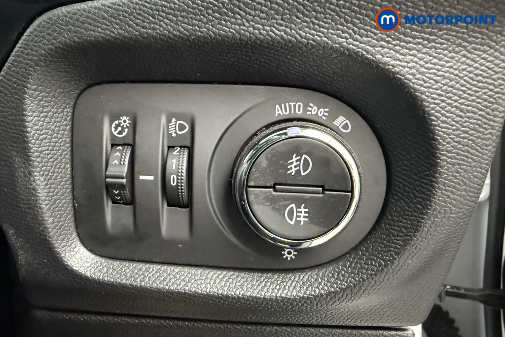 Vauxhall Corsa GS Manual Petrol Hatchback - Stock Number (1600839) - 13th supplementary image