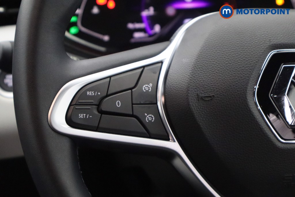 Renault Clio Techno Manual Petrol Hatchback - Stock Number (1601478) - 3rd supplementary image