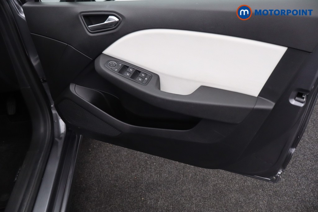 Renault Clio Techno Manual Petrol Hatchback - Stock Number (1601478) - 13th supplementary image