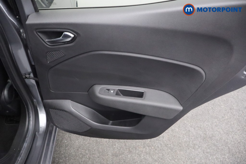 Renault Clio Techno Manual Petrol Hatchback - Stock Number (1601478) - 16th supplementary image