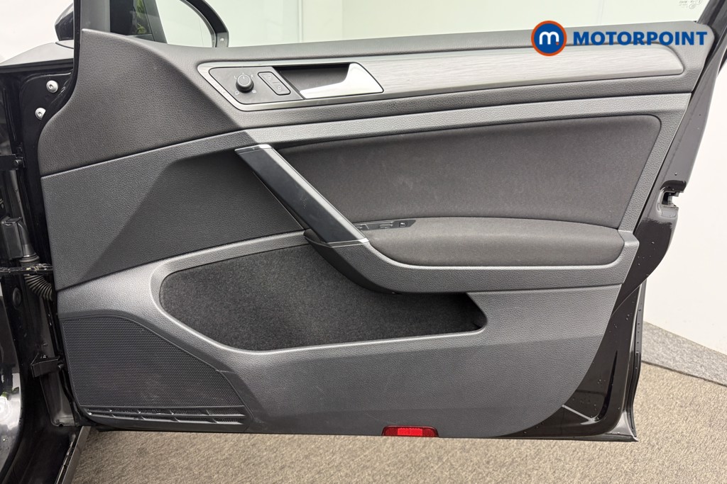 Volkswagen Golf Match Manual Petrol Hatchback - Stock Number (1601598) - 34th supplementary image