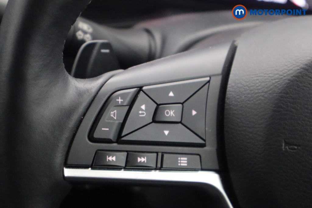 Nissan Juke Tekna Automatic Petrol SUV - Stock Number (1602337) - 3rd supplementary image