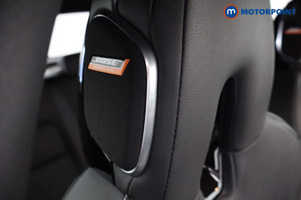 Nissan Juke Tekna Automatic Petrol SUV - Stock Number (1602337) - 15th supplementary image