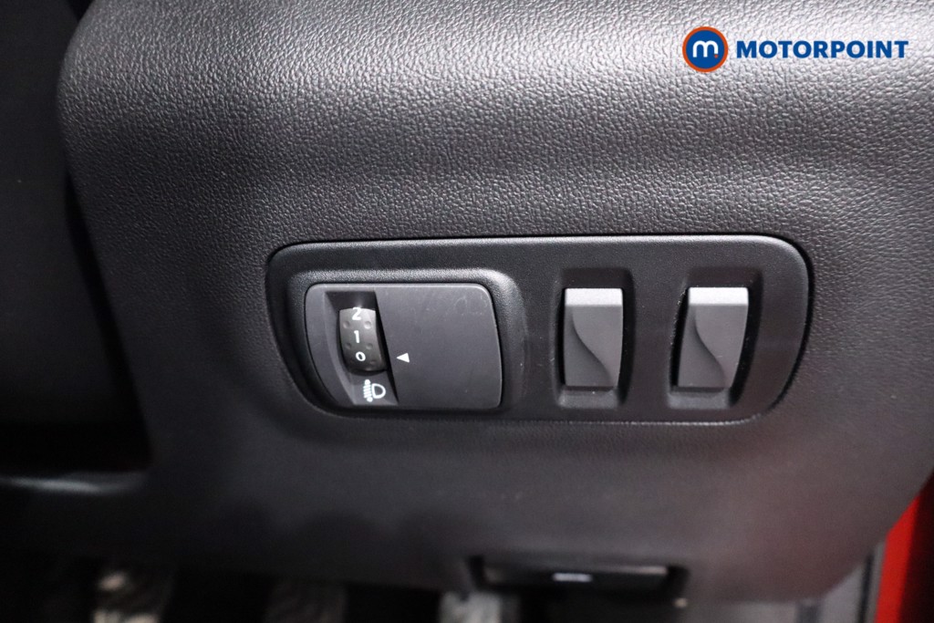 Renault Kadjar S Edition Manual Petrol SUV - Stock Number (1602670) - 17th supplementary image