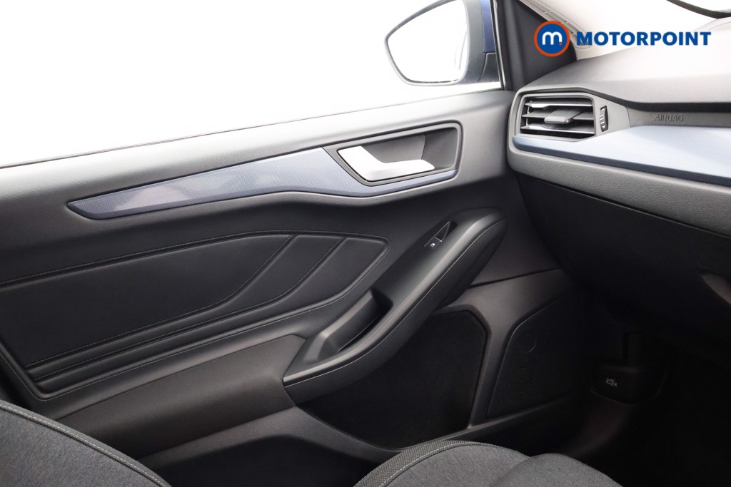 Ford Focus Active Manual Petrol Hatchback - Stock Number (1603062) - 10th supplementary image