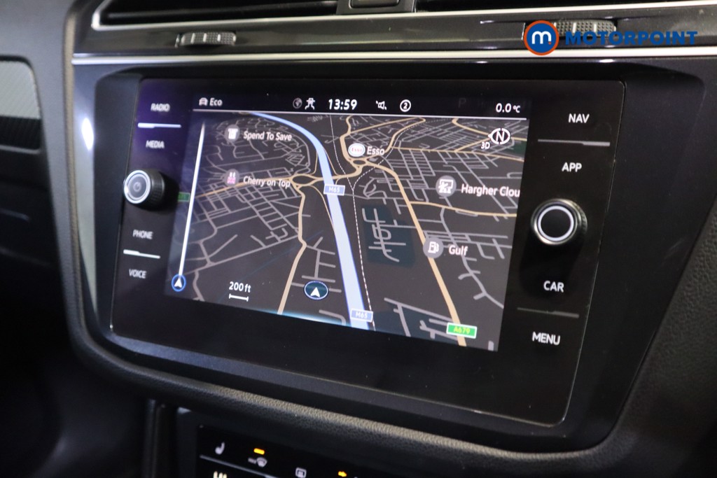 Volkswagen Tiguan R-Line Automatic Diesel SUV - Stock Number (1603427) - 2nd supplementary image