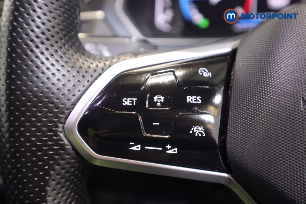 Volkswagen Tiguan R-Line Automatic Diesel SUV - Stock Number (1603427) - 15th supplementary image