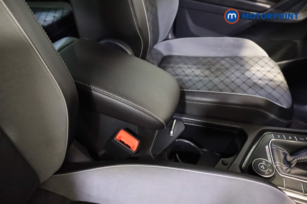 Volkswagen Tiguan R-Line Automatic Diesel SUV - Stock Number (1603427) - 22nd supplementary image