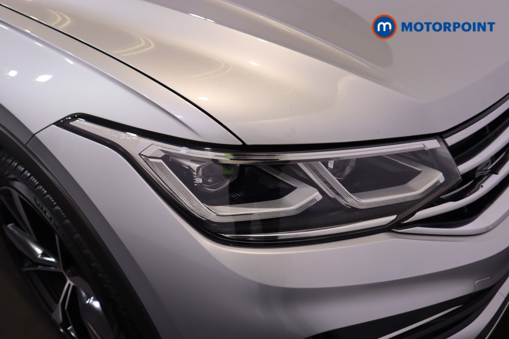 Volkswagen Tiguan R-Line Automatic Diesel SUV - Stock Number (1603427) - 28th supplementary image