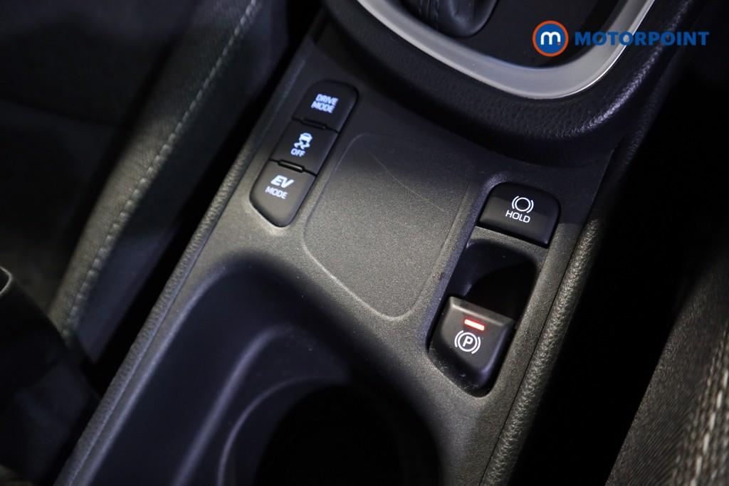 Toyota Yaris Cross Design Automatic Petrol-Electric Hybrid Estate - Stock Number (1603602) - 10th supplementary image