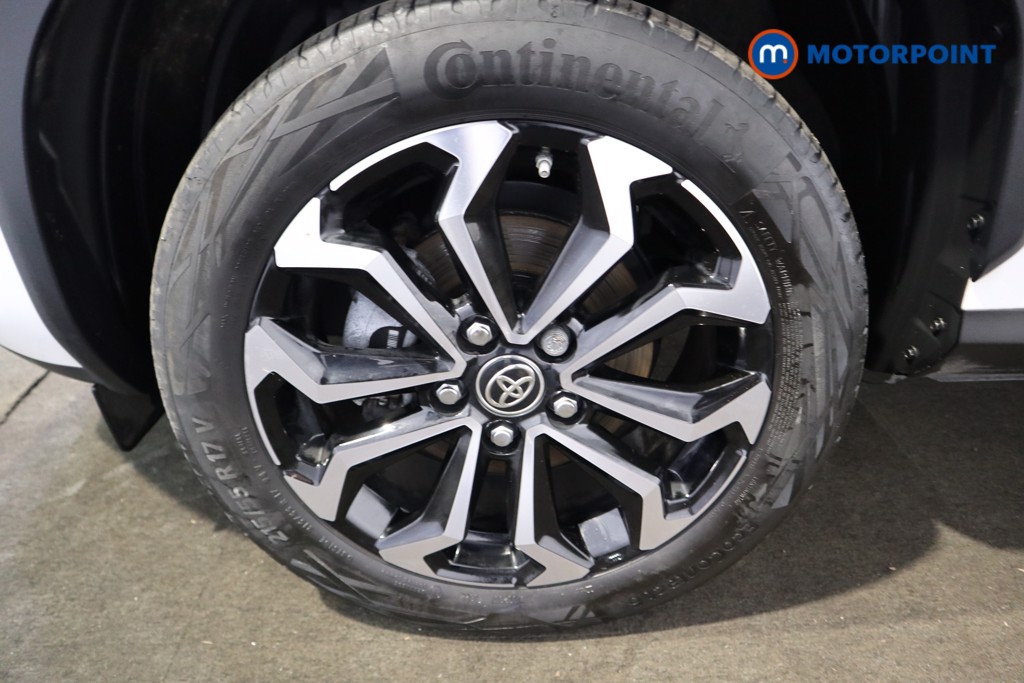 Toyota Yaris Cross Design Automatic Petrol-Electric Hybrid Estate - Stock Number (1603602) - 21st supplementary image