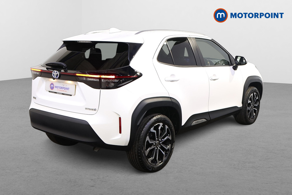 Toyota Yaris Cross Design Automatic Petrol-Electric Hybrid Estate - Stock Number (1603602) - Drivers side rear corner