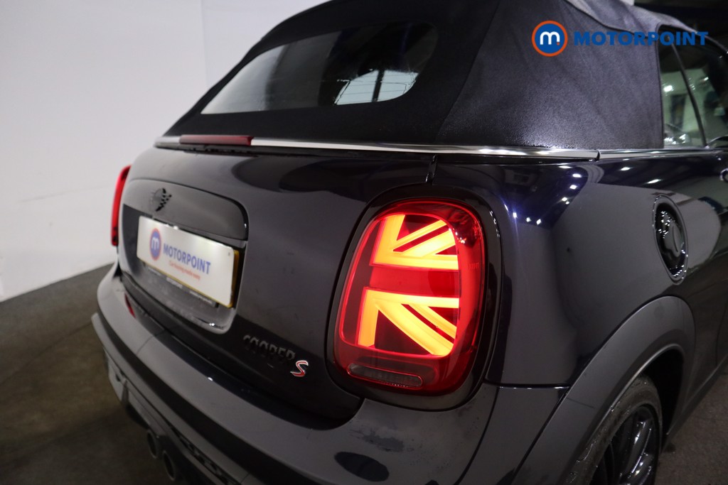 Mini Convertible Cooper S Exclusive Automatic Petrol Convertible - Stock Number (1603913) - 24th supplementary image