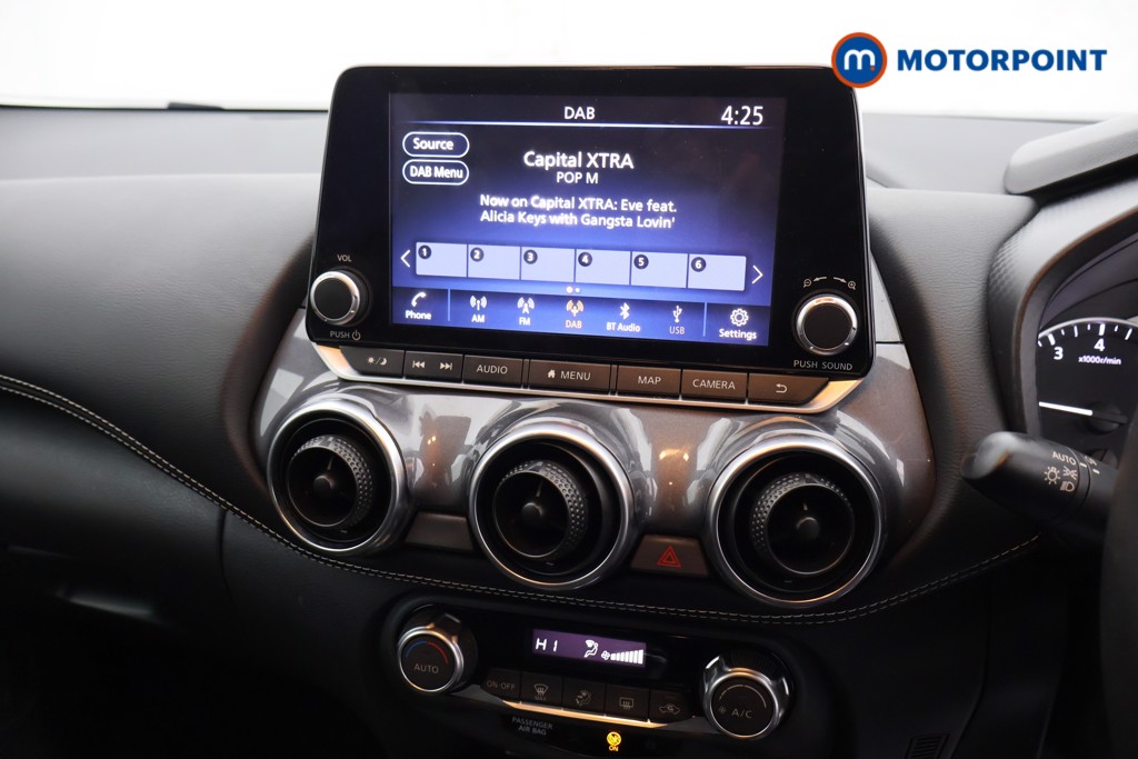 Nissan Juke N-Connecta Manual Petrol SUV - Stock Number (1604099) - 7th supplementary image