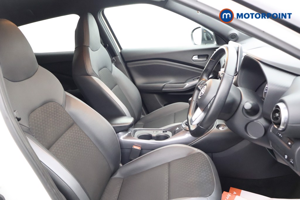 Nissan Juke N-Connecta Manual Petrol SUV - Stock Number (1604099) - 15th supplementary image