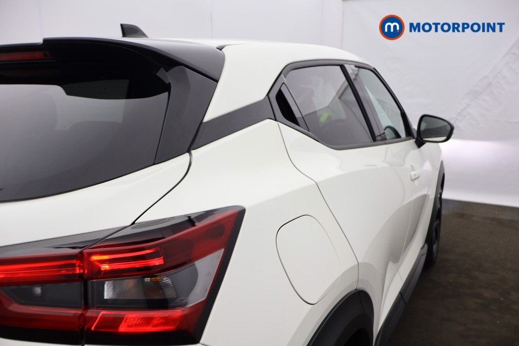 Nissan Juke N-Connecta Manual Petrol SUV - Stock Number (1604099) - 24th supplementary image