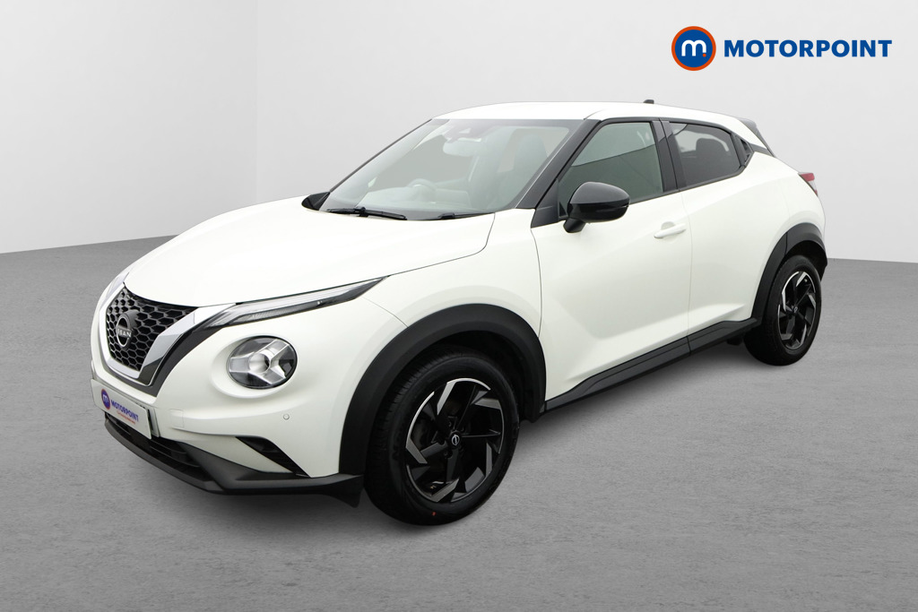 Nissan Juke N-Connecta Manual Petrol SUV - Stock Number (1604099) - Passenger side front corner