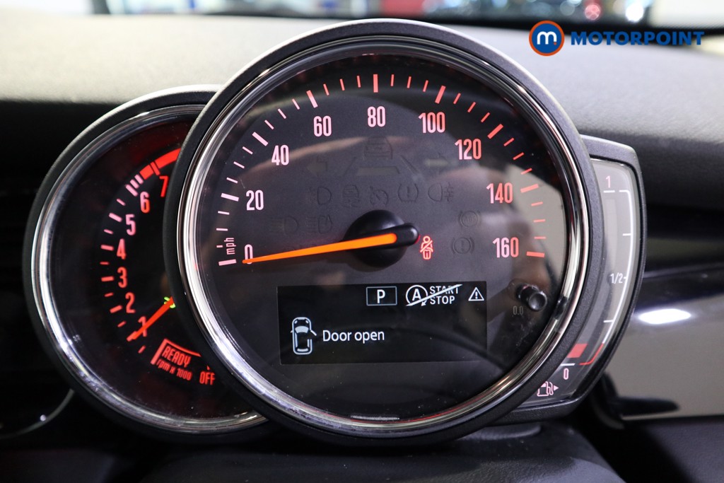 Mini Hatchback Cooper Classic Automatic Petrol Hatchback - Stock Number (1604291) - 5th supplementary image