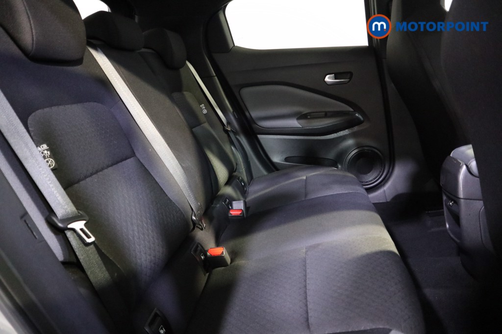 Nissan Juke N-Connecta Automatic Petrol SUV - Stock Number (1604580) - 14th supplementary image