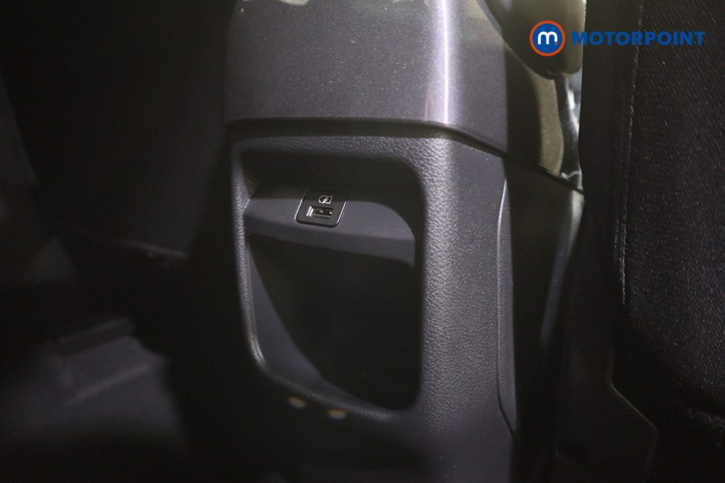 Nissan Juke N-Connecta Automatic Petrol SUV - Stock Number (1604580) - 16th supplementary image