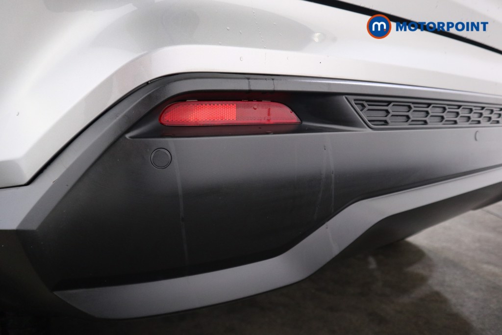 Nissan Juke N-Connecta Automatic Petrol SUV - Stock Number (1604580) - 23rd supplementary image