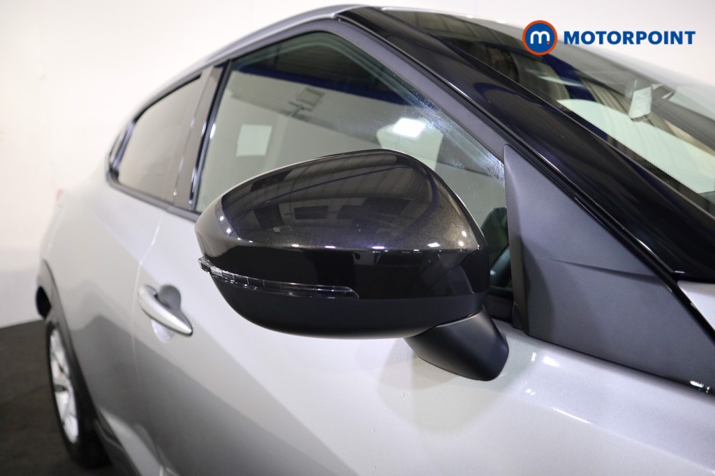 Nissan Juke N-Connecta Automatic Petrol SUV - Stock Number (1604580) - 28th supplementary image