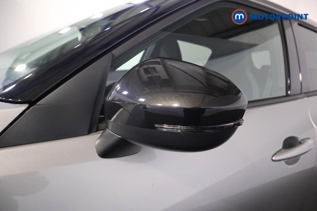 Nissan Juke N-Connecta Automatic Petrol SUV - Stock Number (1604580) - 29th supplementary image