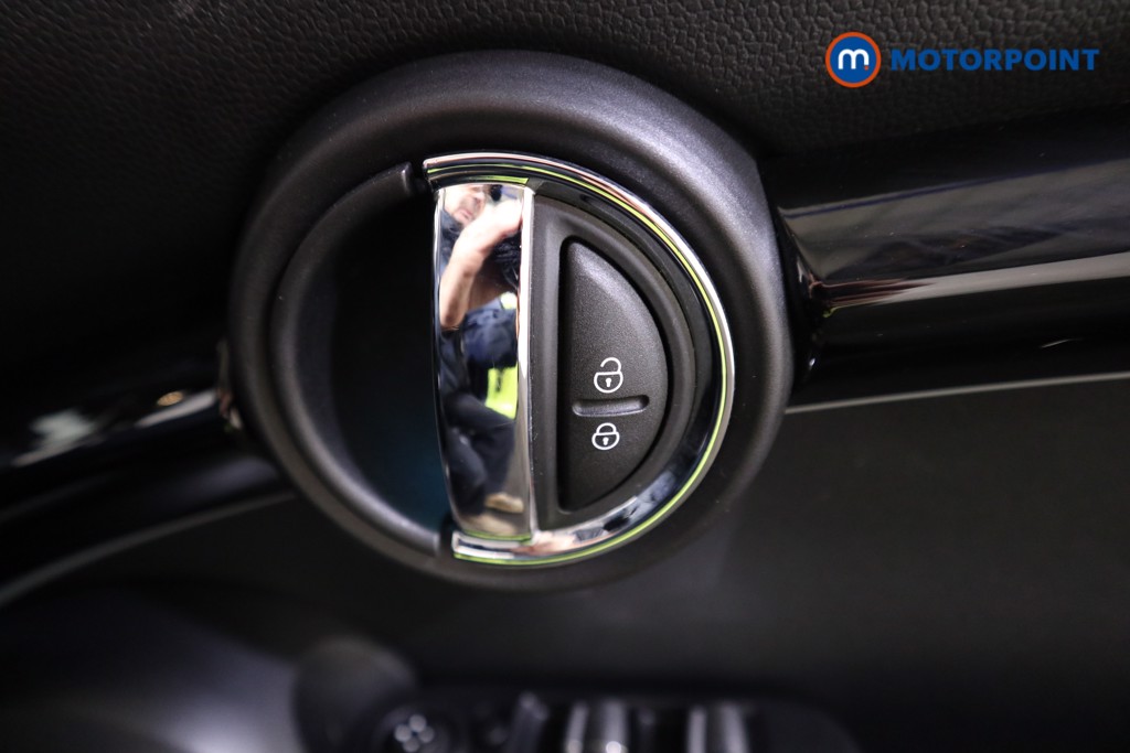 Mini Convertible Cooper S Classic Automatic Petrol Convertible - Stock Number (1604630) - 12th supplementary image