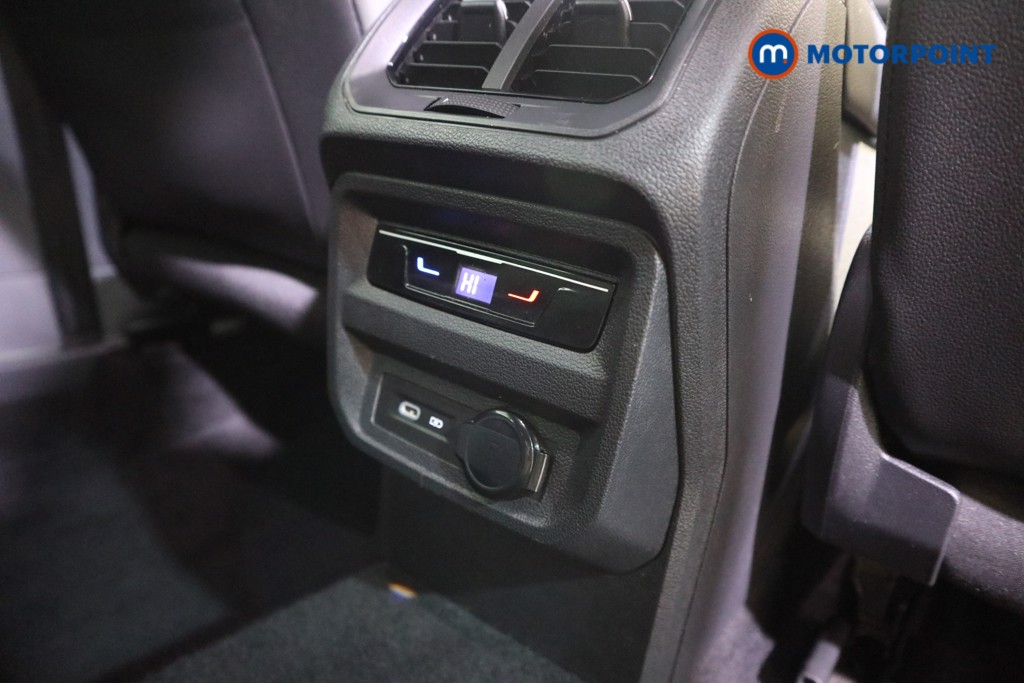 Volkswagen Tiguan R-Line Automatic Petrol SUV - Stock Number (1604648) - 21st supplementary image