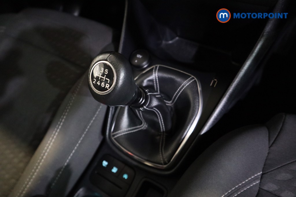 Ford Fiesta Titanium Manual Petrol Hatchback - Stock Number (1604929) - 10th supplementary image