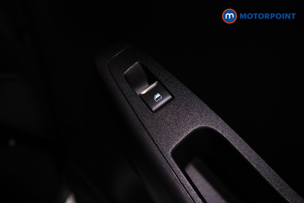 Ford Fiesta Titanium Manual Petrol Hatchback - Stock Number (1604929) - 17th supplementary image