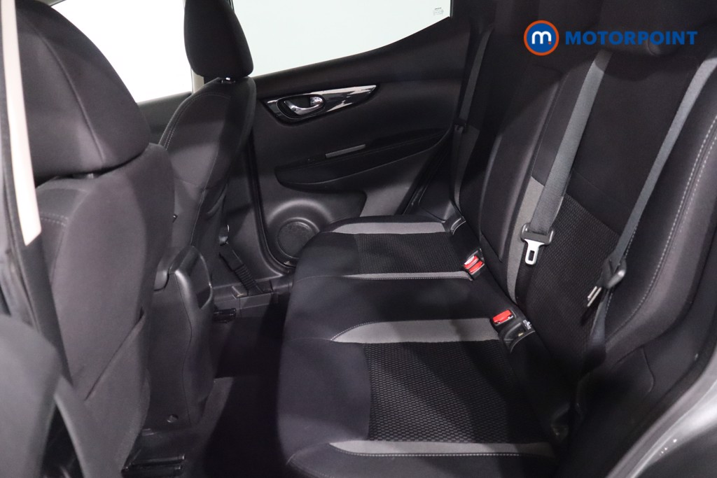 Nissan Qashqai Acenta Premium Automatic Petrol SUV - Stock Number (1605068) - 5th supplementary image