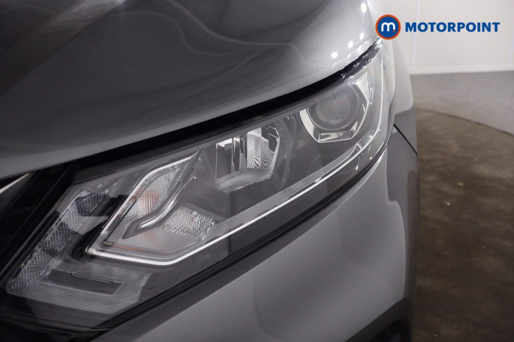 Nissan Qashqai Acenta Premium Automatic Petrol SUV - Stock Number (1605068) - 26th supplementary image