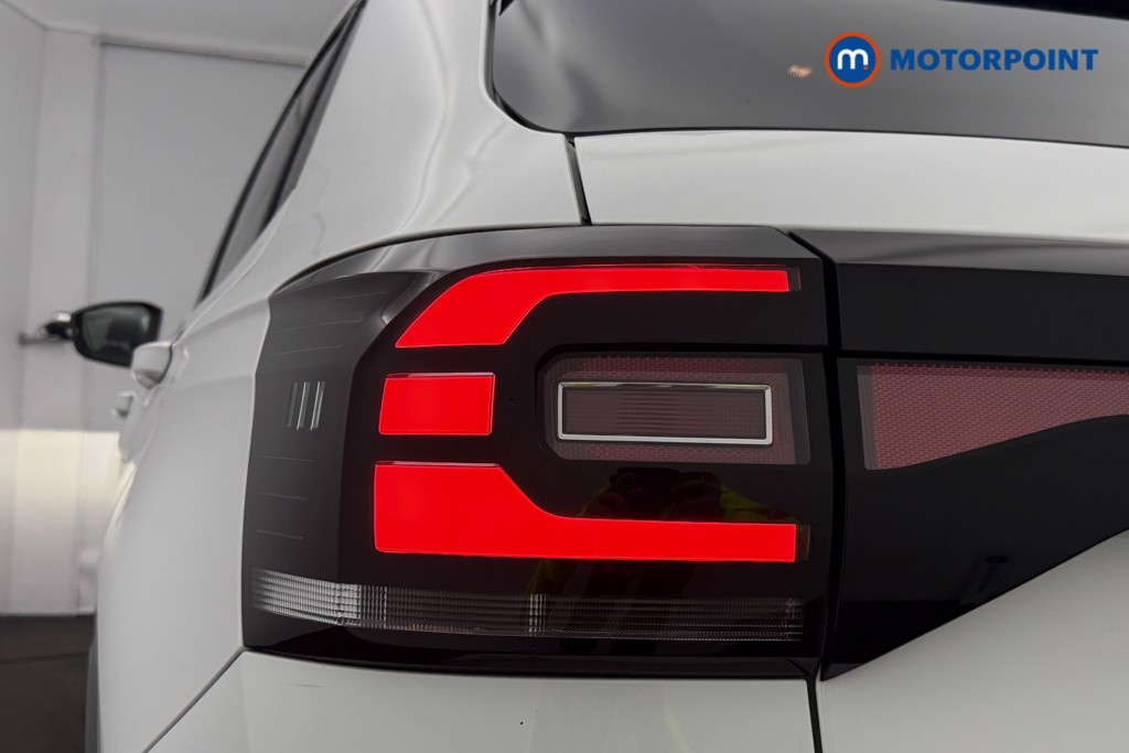 Volkswagen T-Cross Black Edition Manual Petrol SUV - Stock Number (1605339) - 38th supplementary image