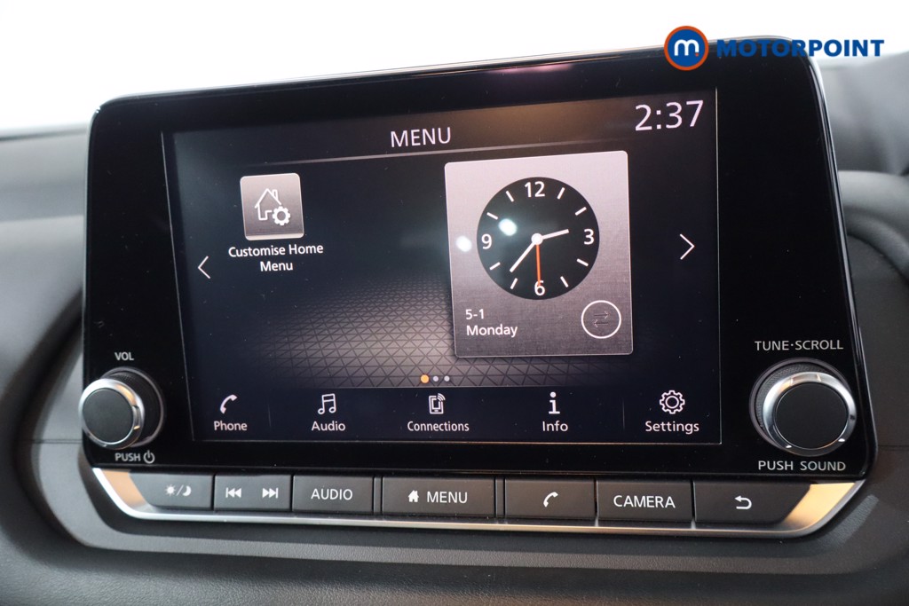 Nissan Qashqai Acenta Premium Automatic Petrol SUV - Stock Number (1605360) - 2nd supplementary image