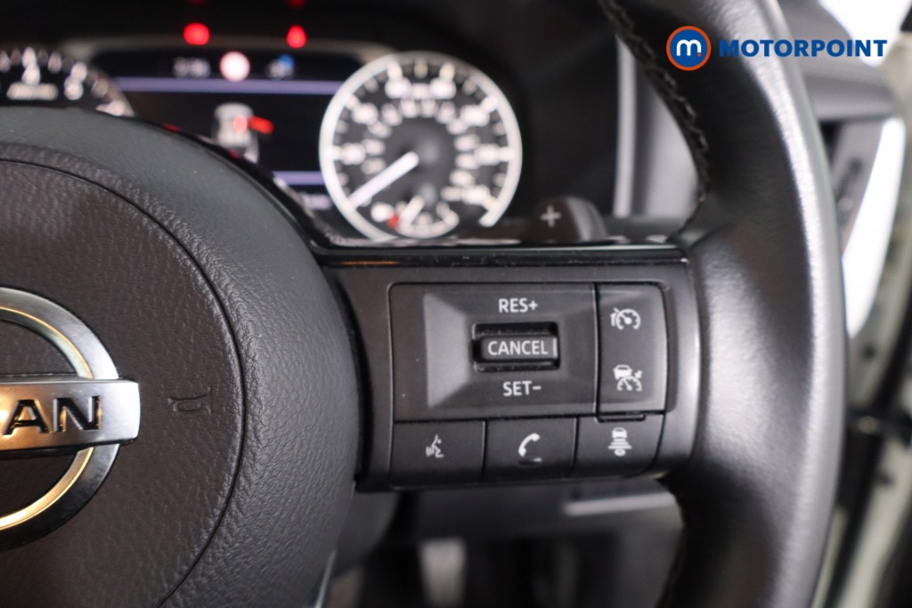 Nissan Qashqai Acenta Premium Automatic Petrol SUV - Stock Number (1605360) - 8th supplementary image